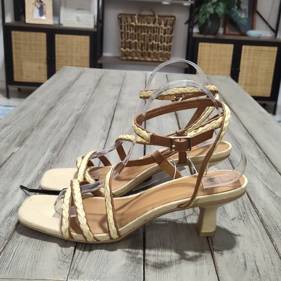 NWT A New Day Irena Sandal Heel in Tan Size 9 - Picture 3 of 12